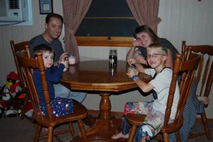 Read more about the article Candy Cane Peppermint shakes… yummy…