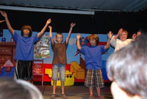 Read more about the article Silver Apples of the moon, GATE  SCHOOL PLAY