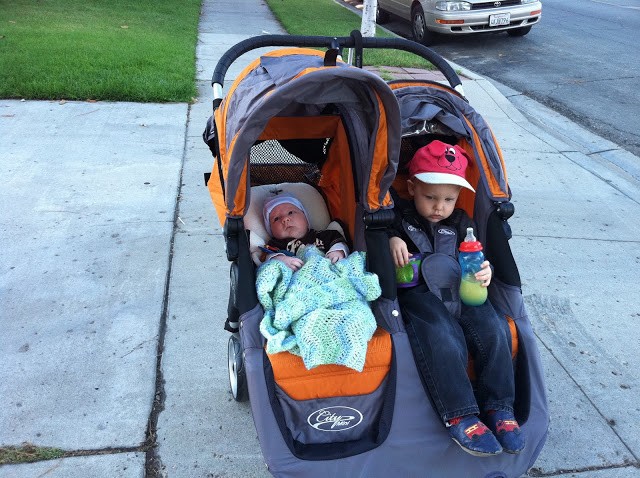 You are currently viewing First stroller ride for Gideon