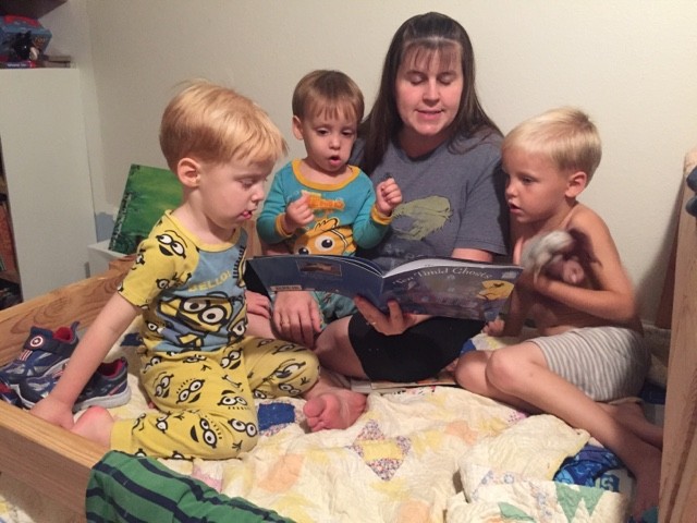 Read more about the article Reading books