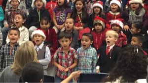 Read more about the article Luke’s Kinder Sing