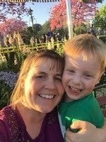 Read more about the article Pile’s of flowers